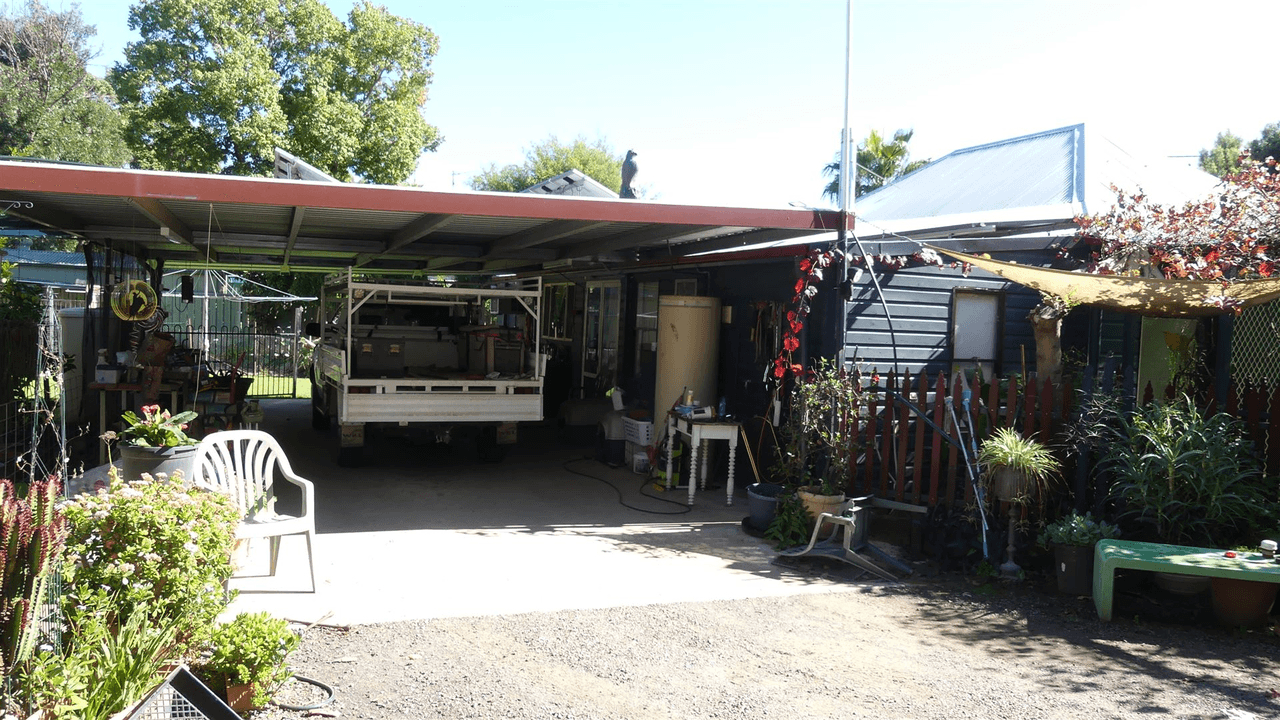 9 Garden Avenue, WARREN, NSW 2824