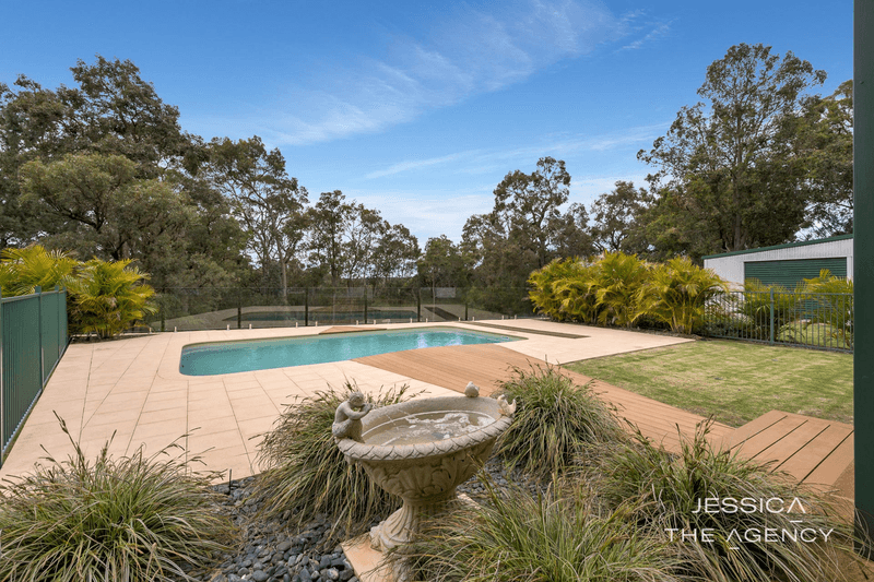 137 Palmateer Drive, Bickley, WA 6076