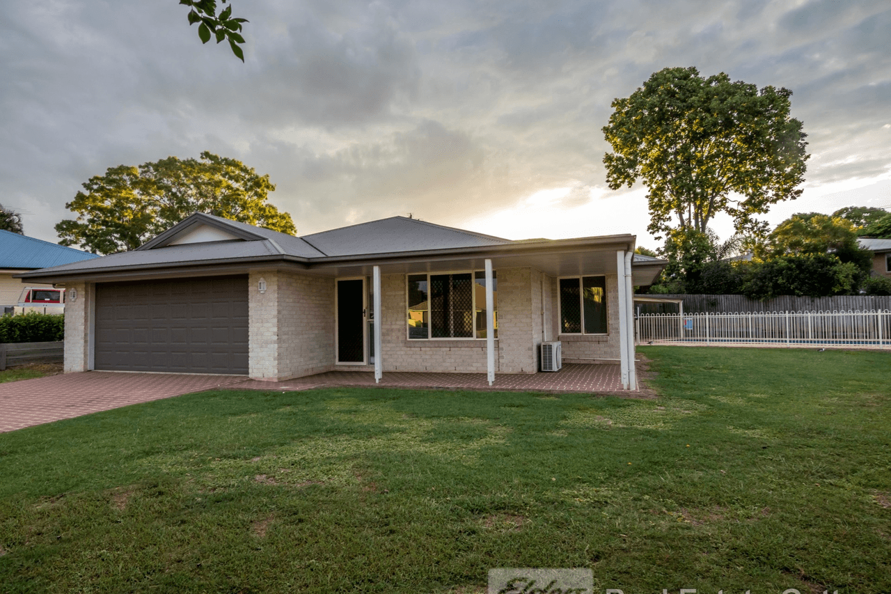 30 Andrews Drive, Gatton, QLD 4343