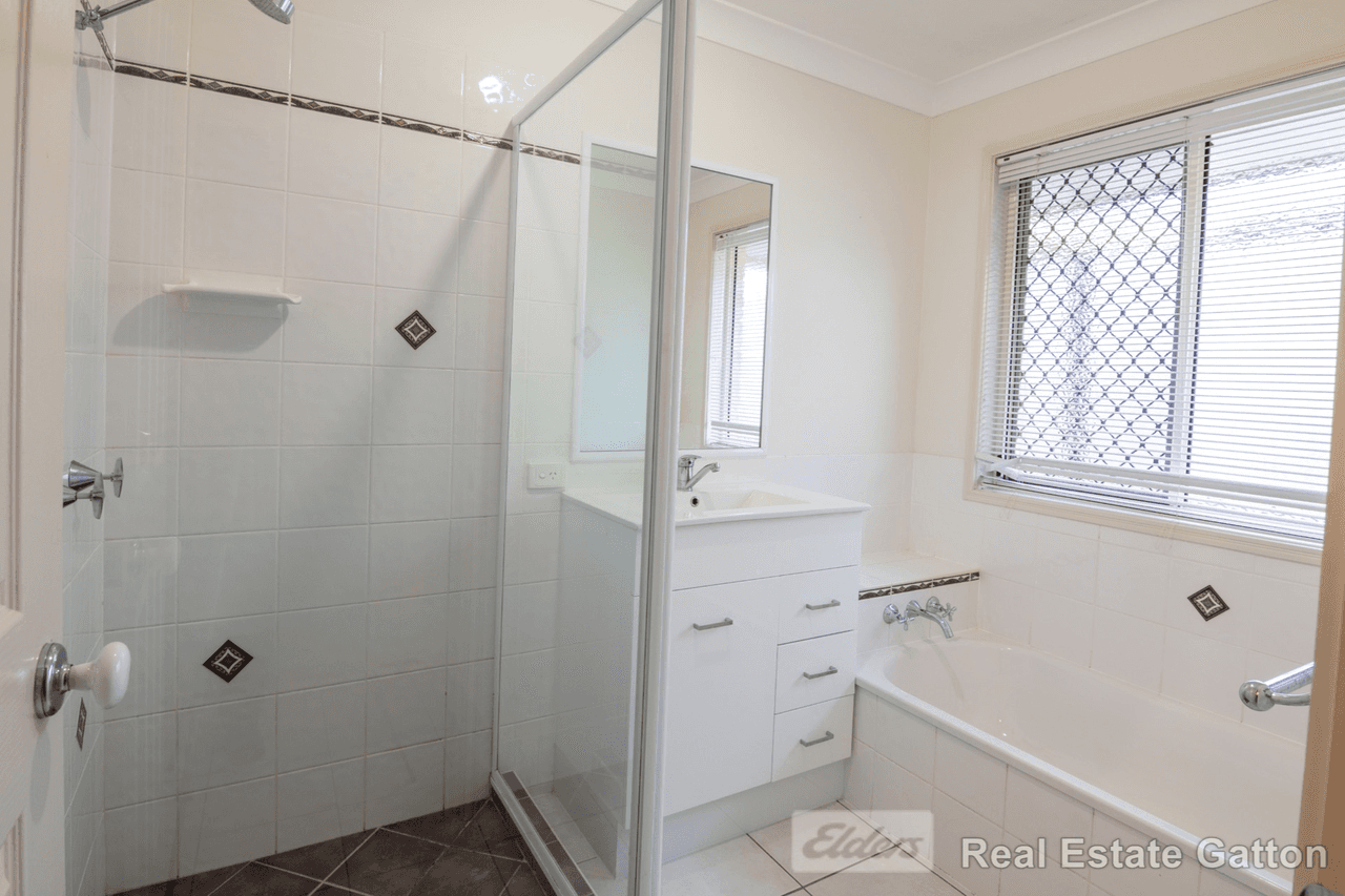 30 Andrews Drive, Gatton, QLD 4343