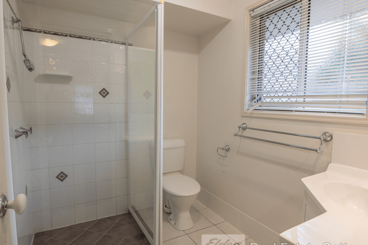 30 Andrews Drive, Gatton, QLD 4343