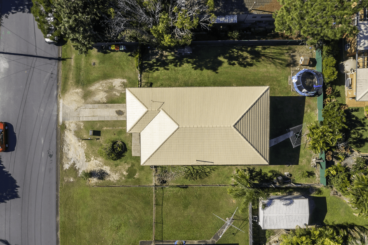 3 Summer Bay Drive, THORNLANDS, QLD 4164