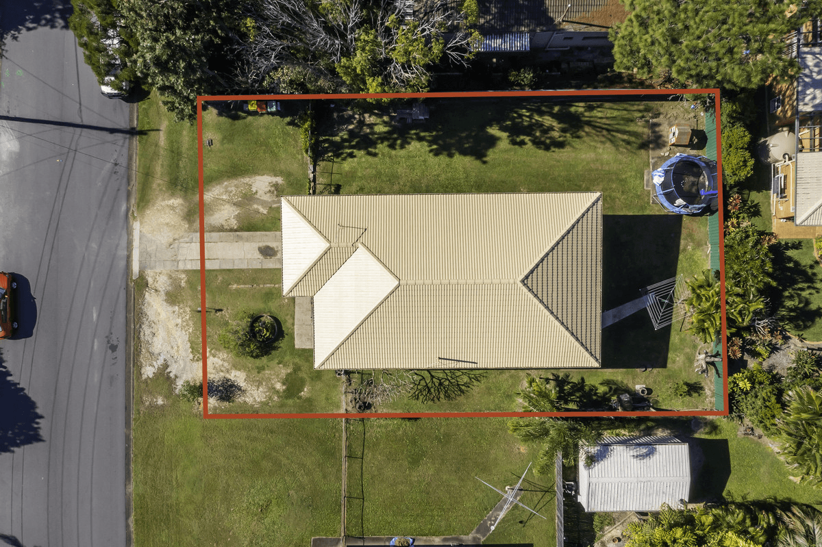 3 Summer Bay Drive, THORNLANDS, QLD 4164