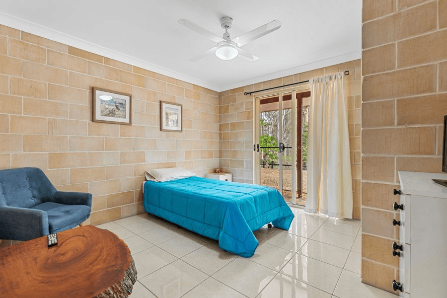 2 Abbott Road, GLENWOOD, QLD 4570