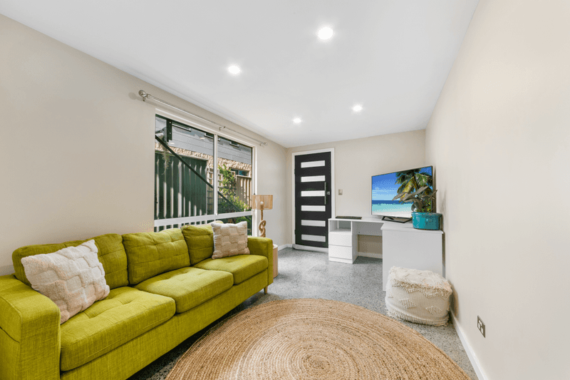 14 Soldiers Point Drive, NORAH HEAD, NSW 2263