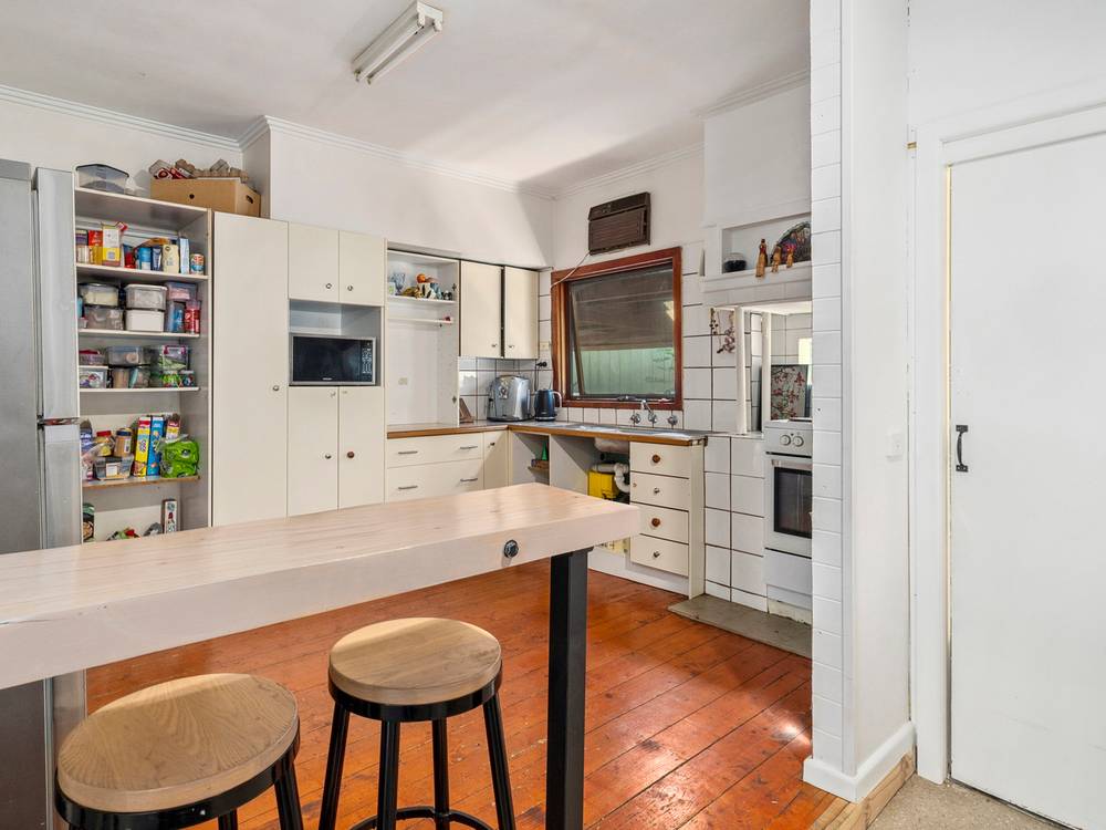 2 Finlason Street, MANSFIELD, VIC 3722