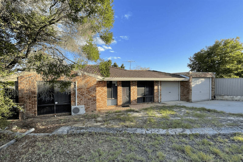 4 Yawl Court, Ballajura, WA 6066