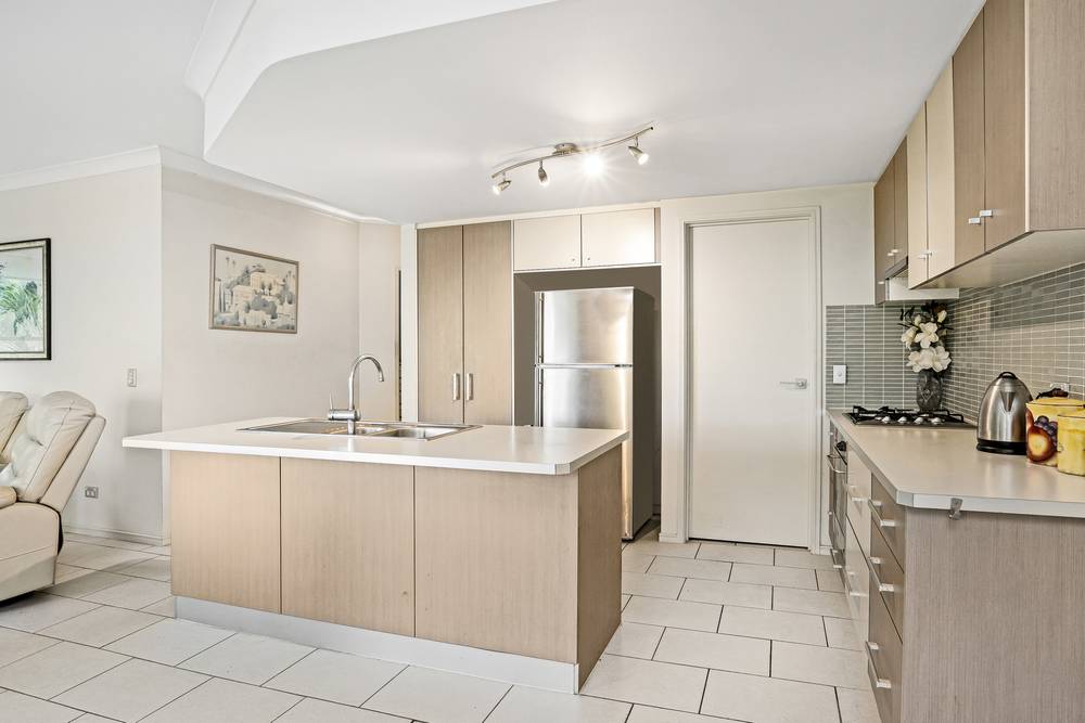 7/3208 Central Place, Carrara, QLD 4211