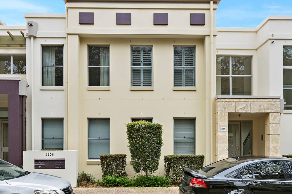 7/3208 Central Place, Carrara, QLD 4211