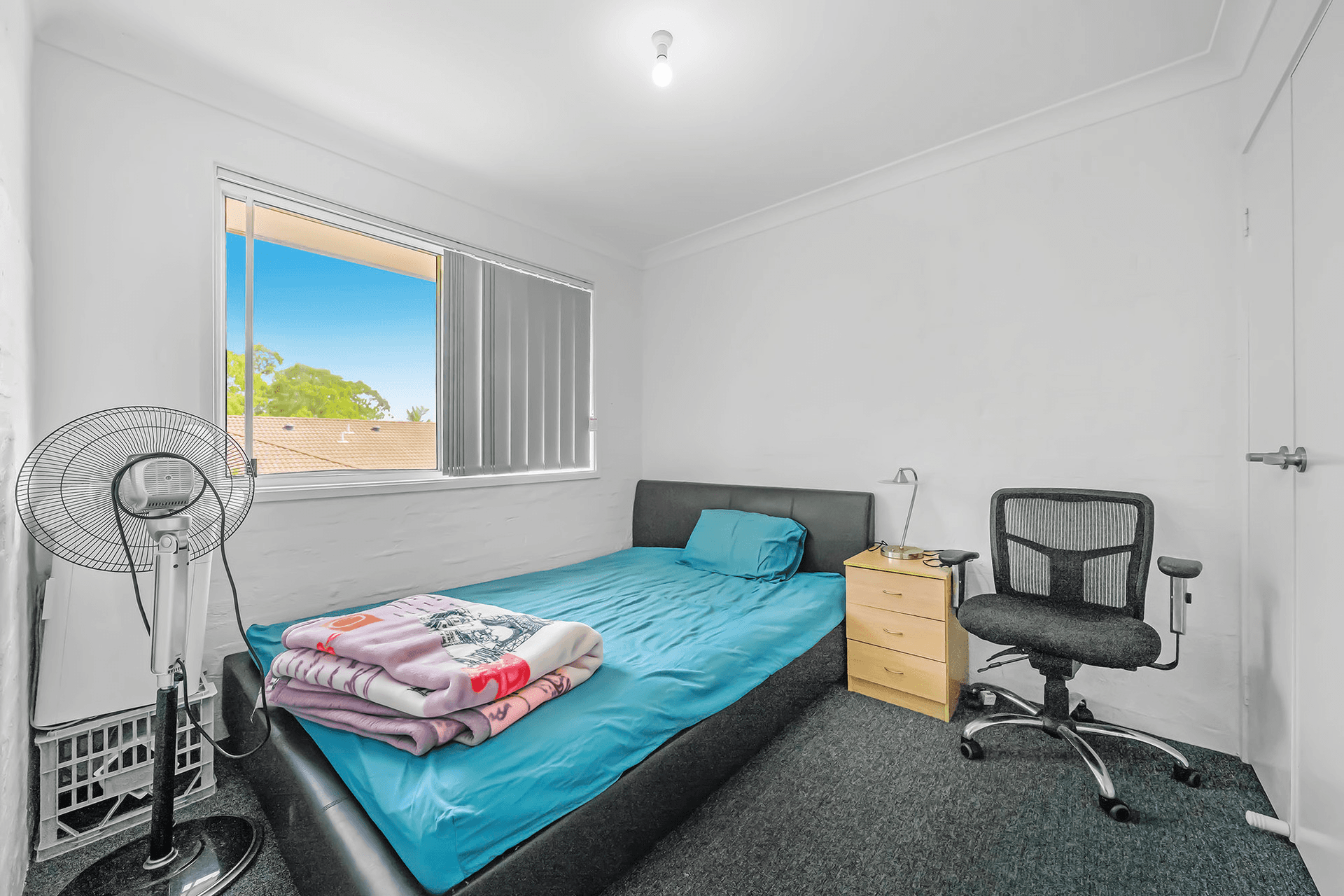 42/13-17 Brown Street, Labrador, QLD 4215