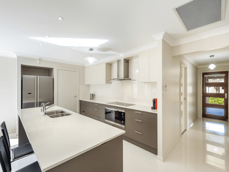 33 Davis Street, Booker Bay, NSW 2257