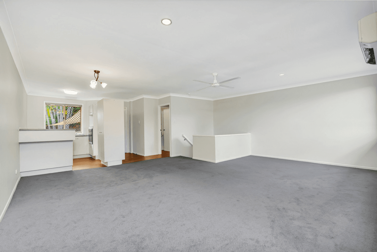 4/8 Kilpatrick Court, HIGHLAND PARK, QLD 4211