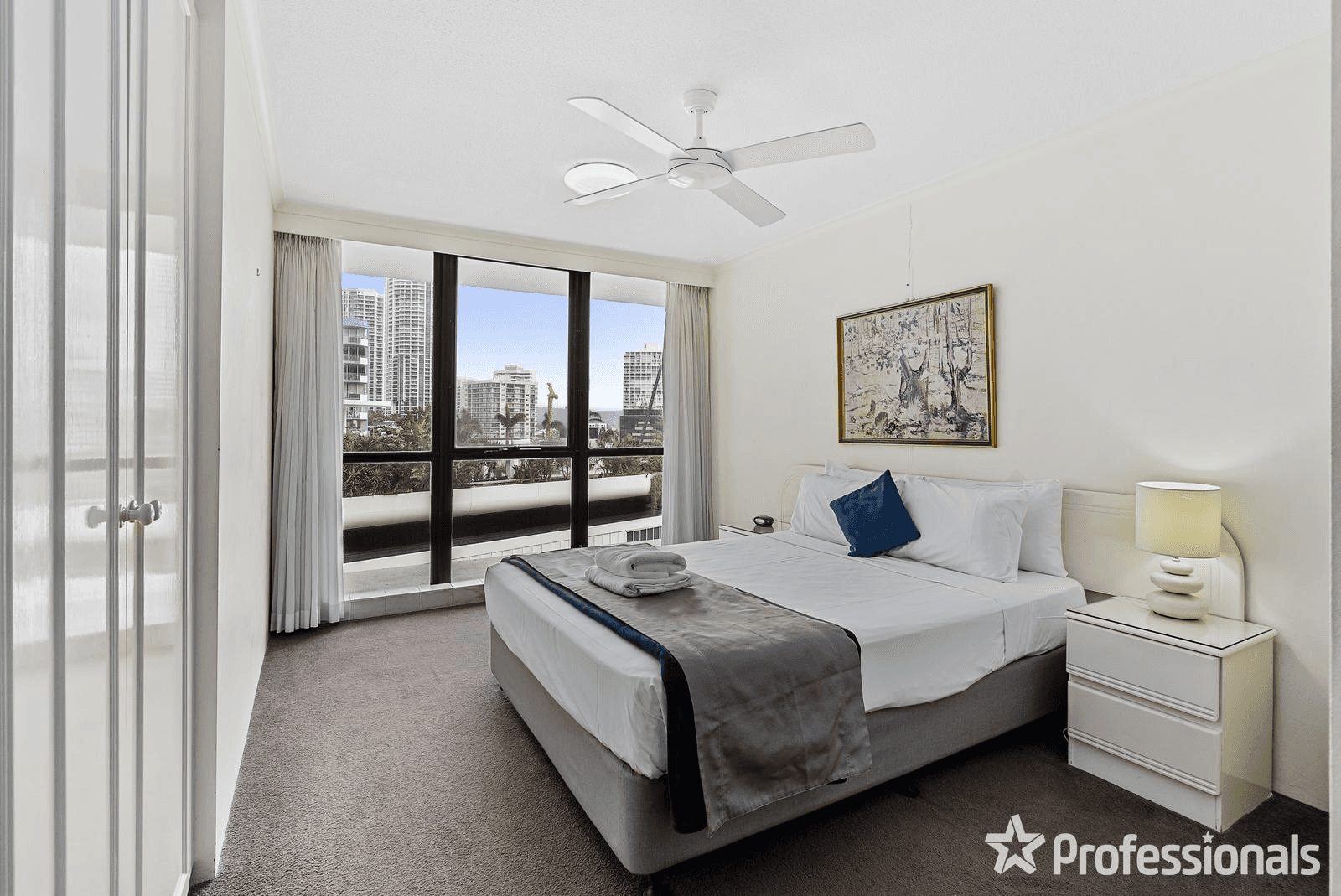 9H/3277 Surfers Paradise Boulevard, SURFERS PARADISE, QLD 4217