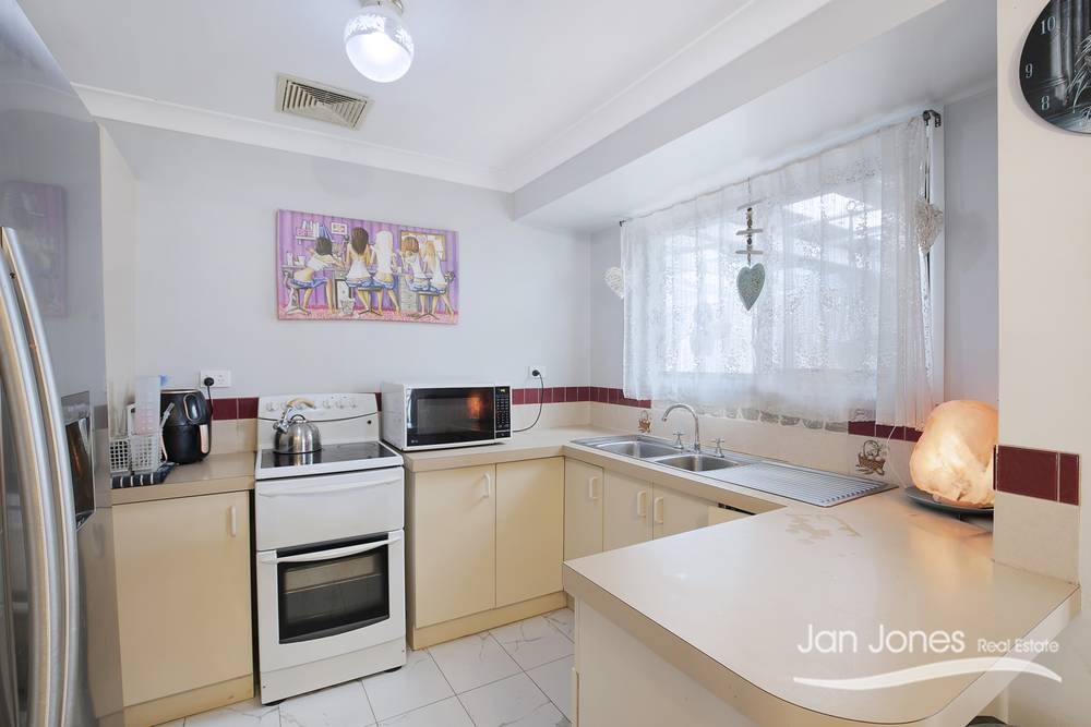 36 Mckillop Street, Rothwell, QLD 4022