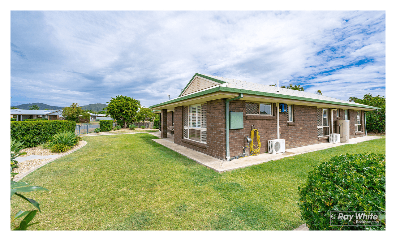 9 Rowe Street, NORMAN GARDENS, QLD 4701