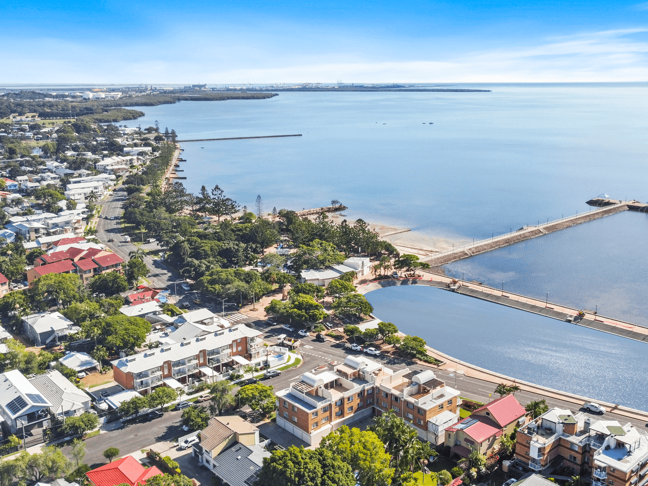 1/155 Wynnum Esplanade, WYNNUM, QLD 4178