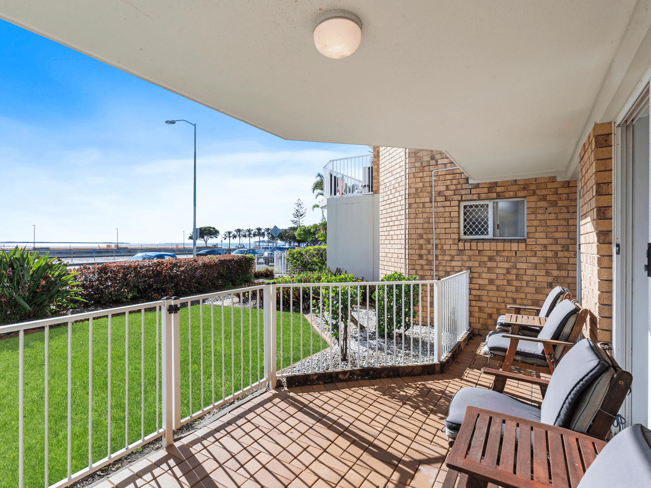 1/155 Wynnum Esplanade, WYNNUM, QLD 4178