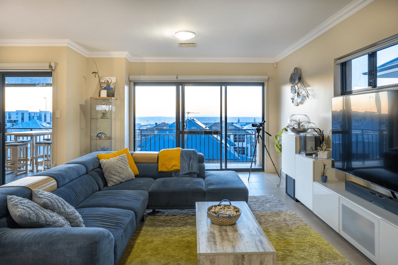 9 Arabella Loop, NORTH COOGEE, WA 6163