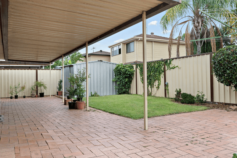 3/2 Werona Avenue, CLAREMONT MEADOWS, NSW 2747