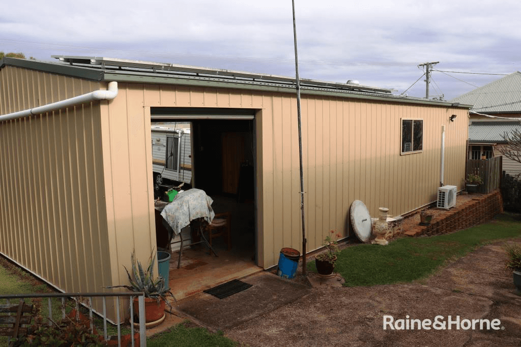 13 Hams Street, TINGOORA, QLD 4608