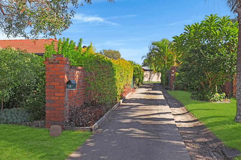 13 Turtle Street, Mermaid Waters, QLD 4218