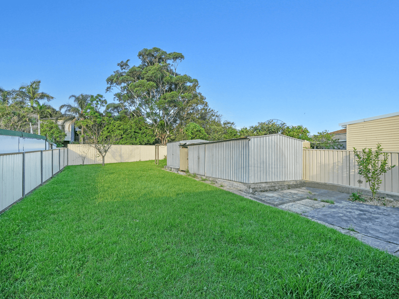 24 Bruce Road, WARRAWONG, NSW 2502