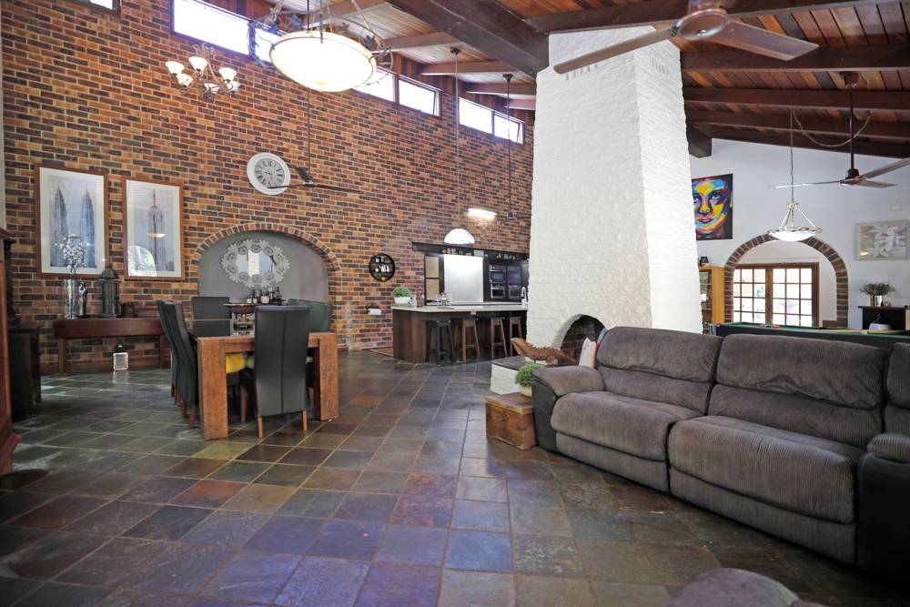 2303 PINE CREEK ROAD, EAST TRINITY, qld 4871