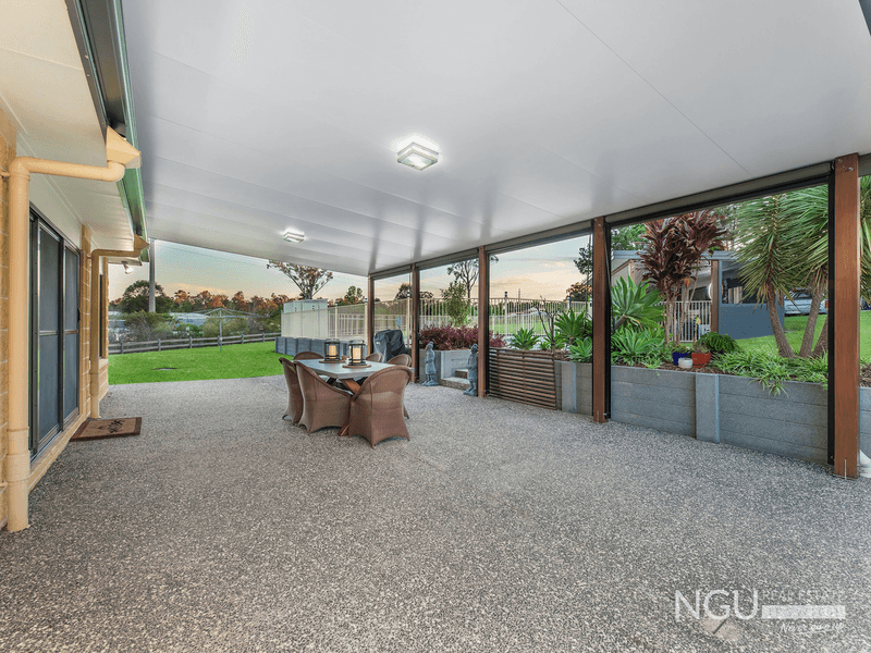 16 Waterfront Drive, Karalee, QLD 4306