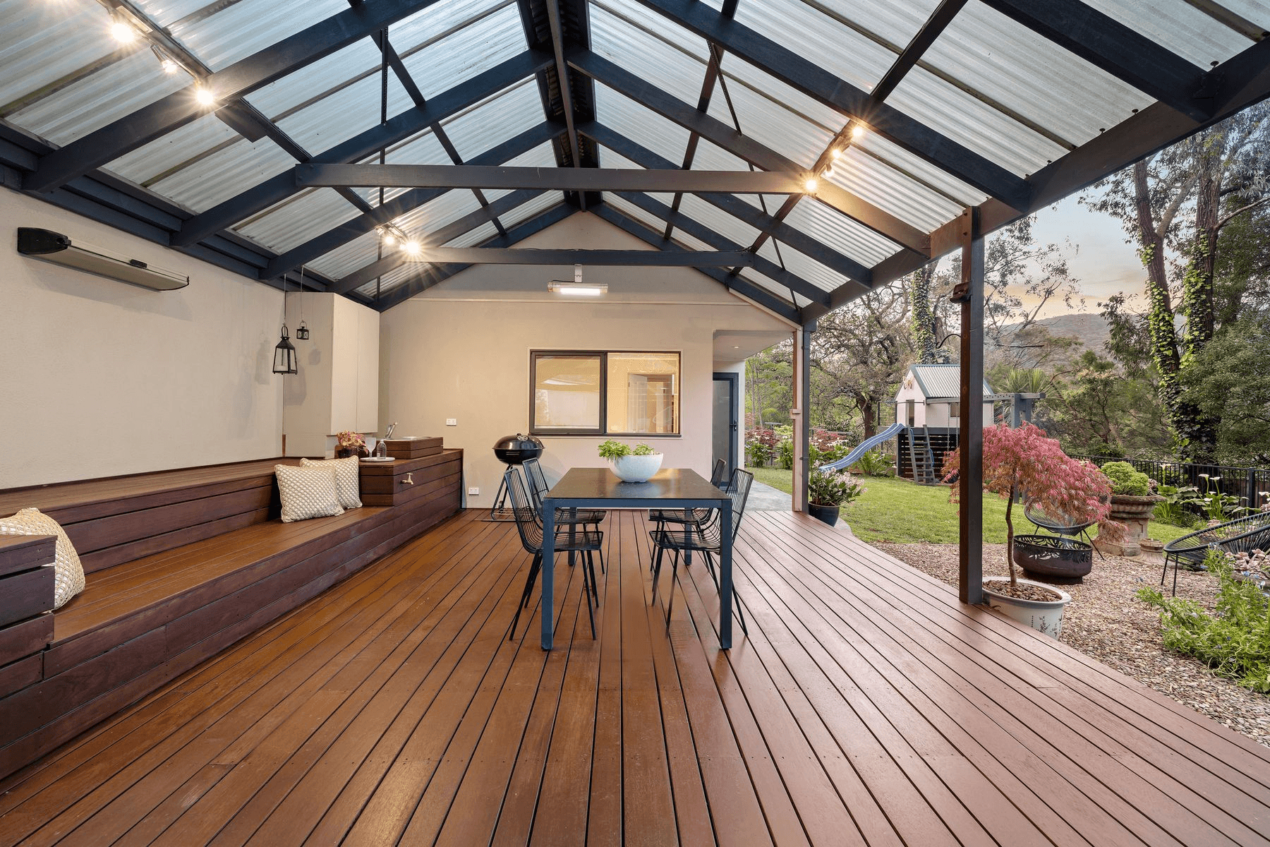 19 Bates Avenue, Upper Ferntree Gully, VIC 3156