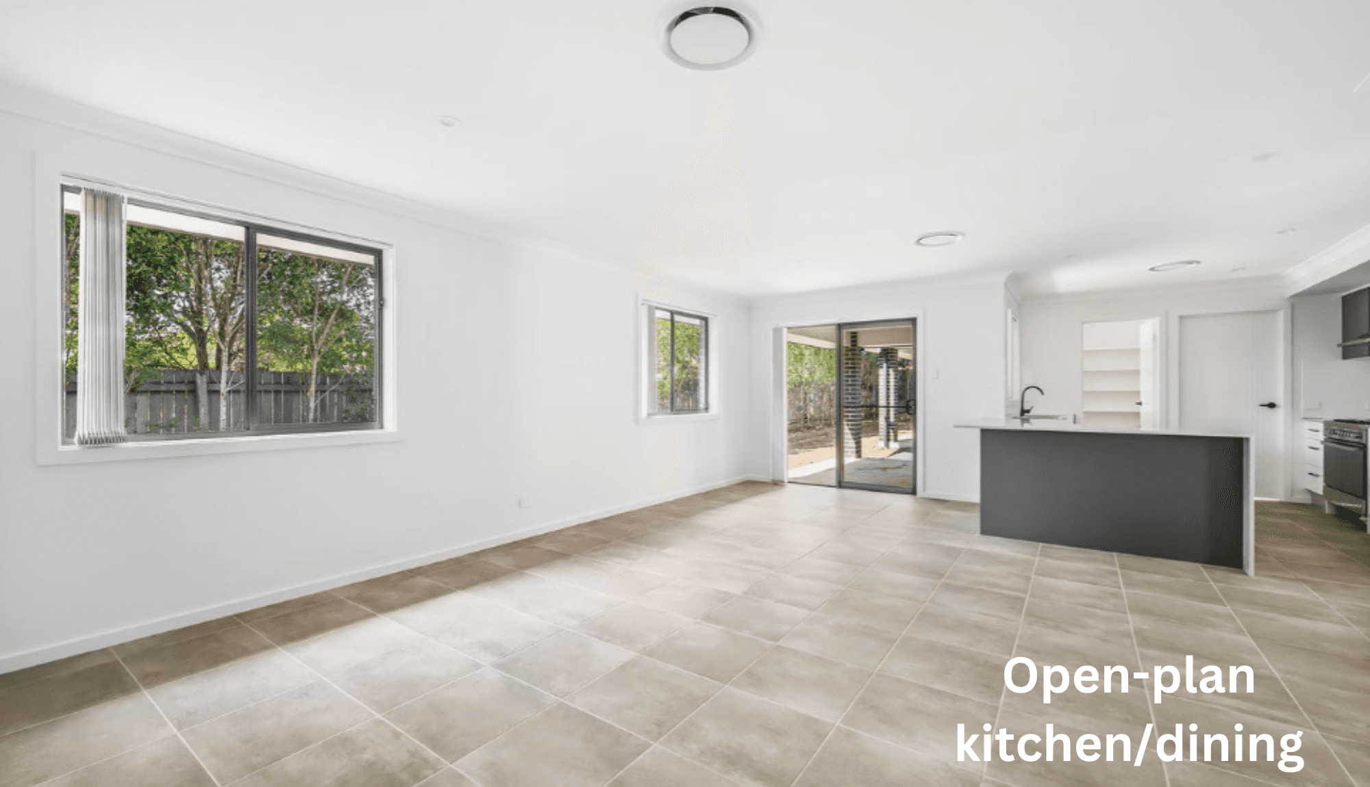 4/40B Sullivans Road, MOONEE BEACH, NSW 2450