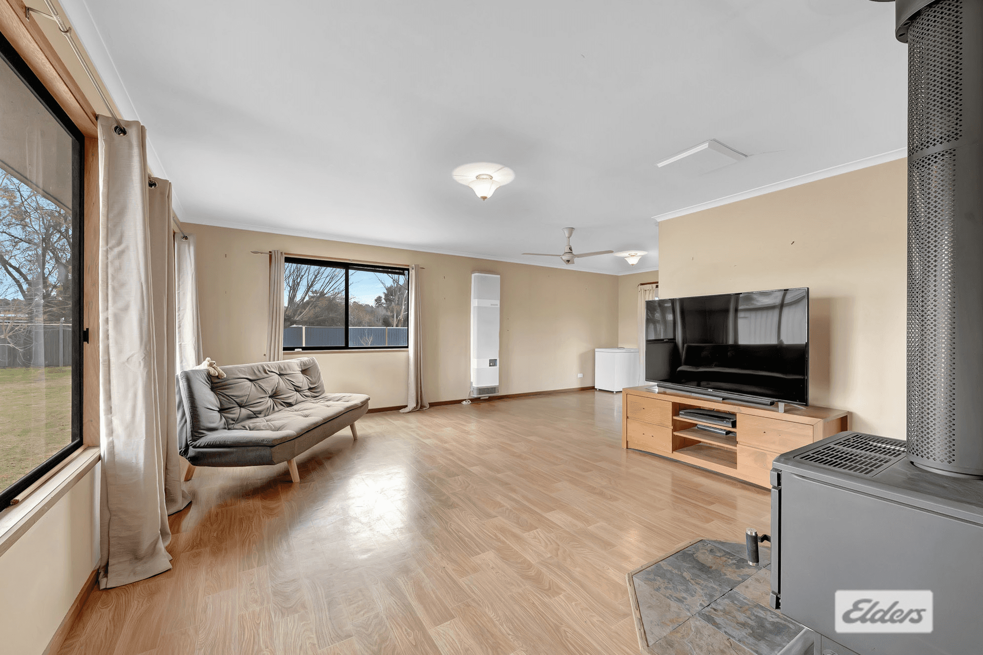 35-37 Larmer Street, Howlong, NSW 2643