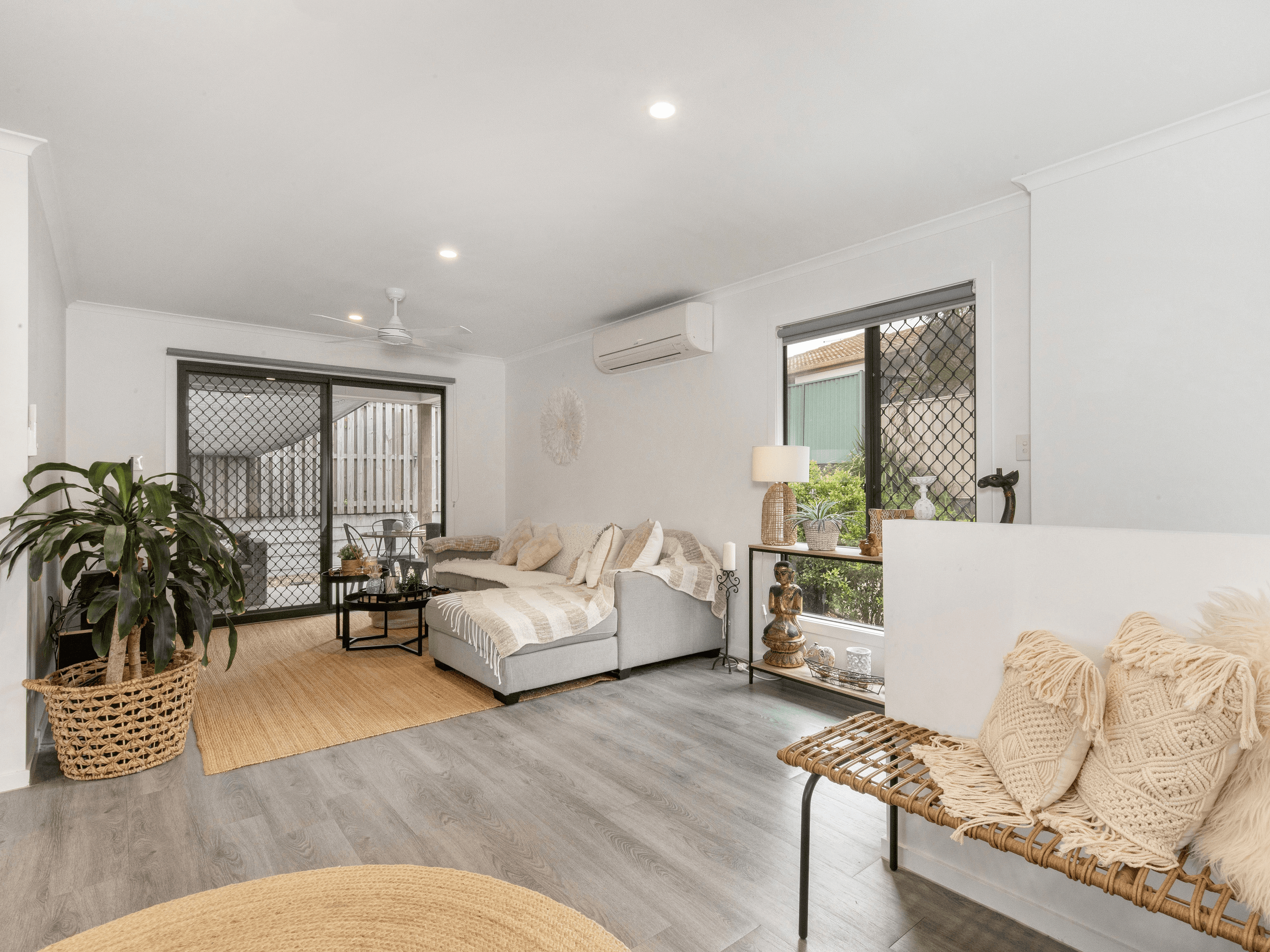 1/6 Broadview Place, ROBINA, QLD 4226