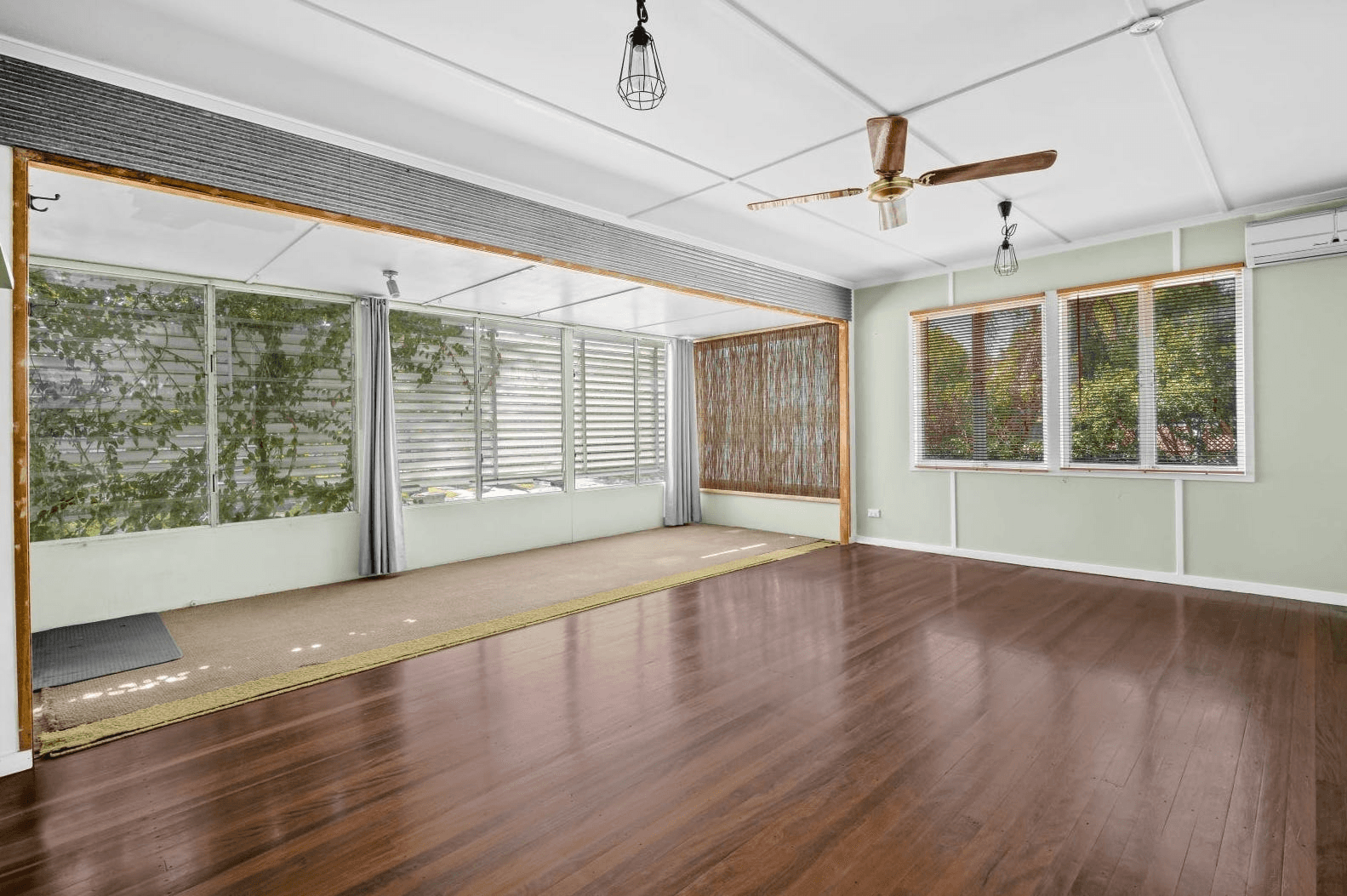 4 Reynton Street, CURRUMBIN WATERS, QLD 4223