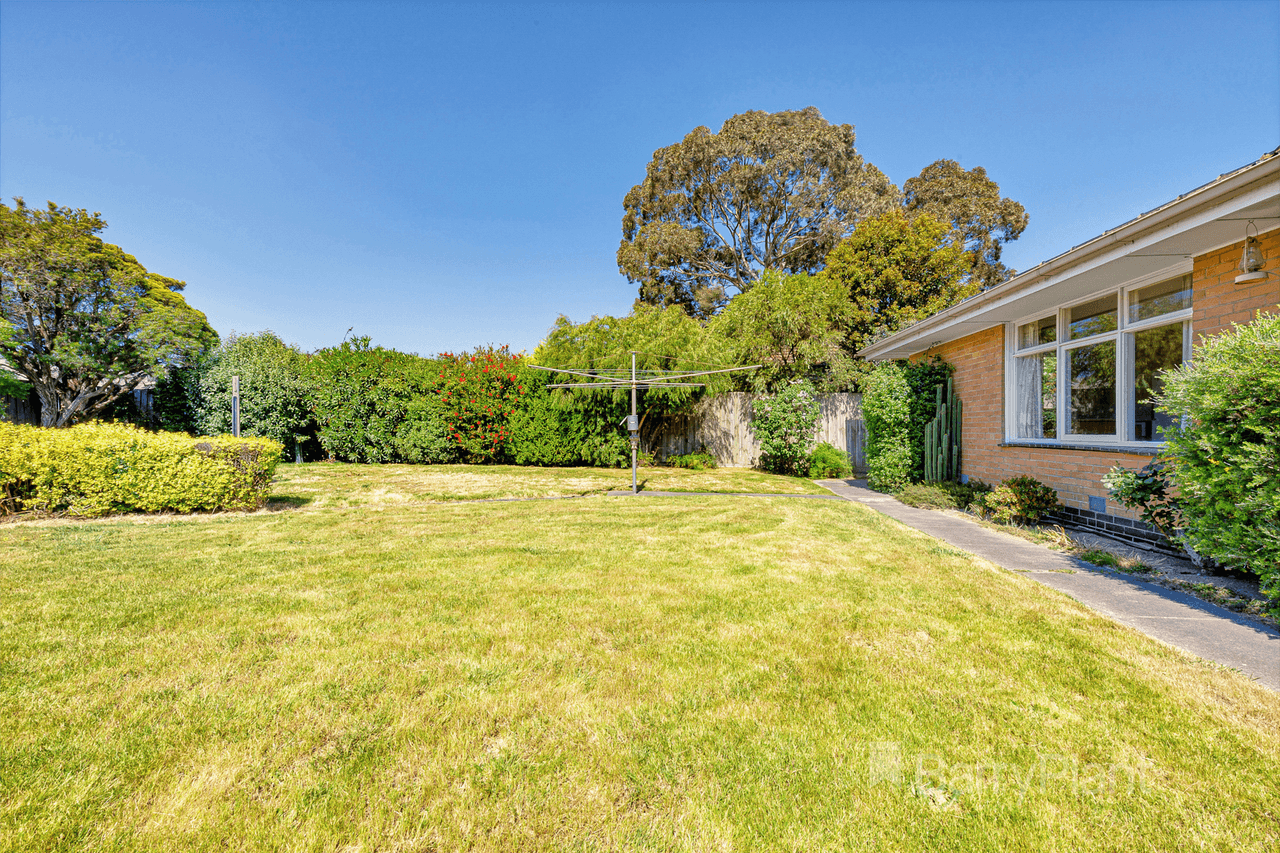 11 Ferguson Court, Eumemmerring, VIC 3177