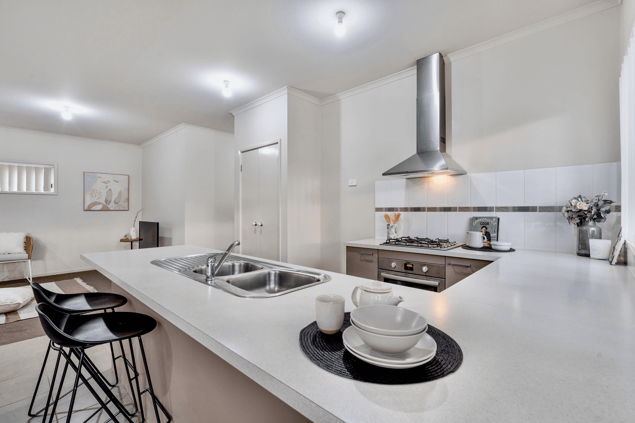 12 Herryls Lane, CRAIGIEBURN, VIC 3064