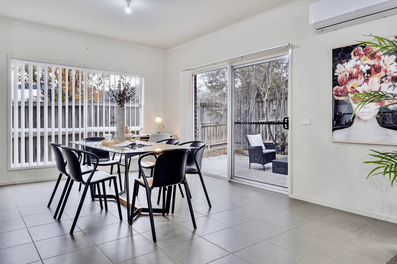 12 Herryls Lane, CRAIGIEBURN, VIC 3064