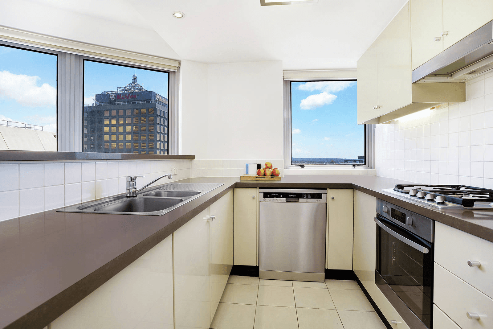 2205/79-81 Berry Street, North Sydney, NSW 2060