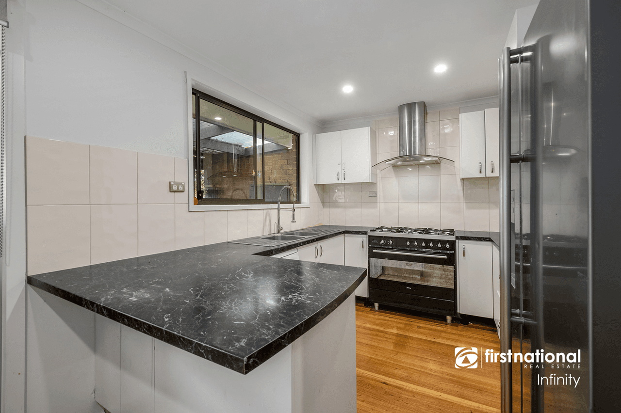 3 Lochmaben Court, Clarinda, VIC 3169