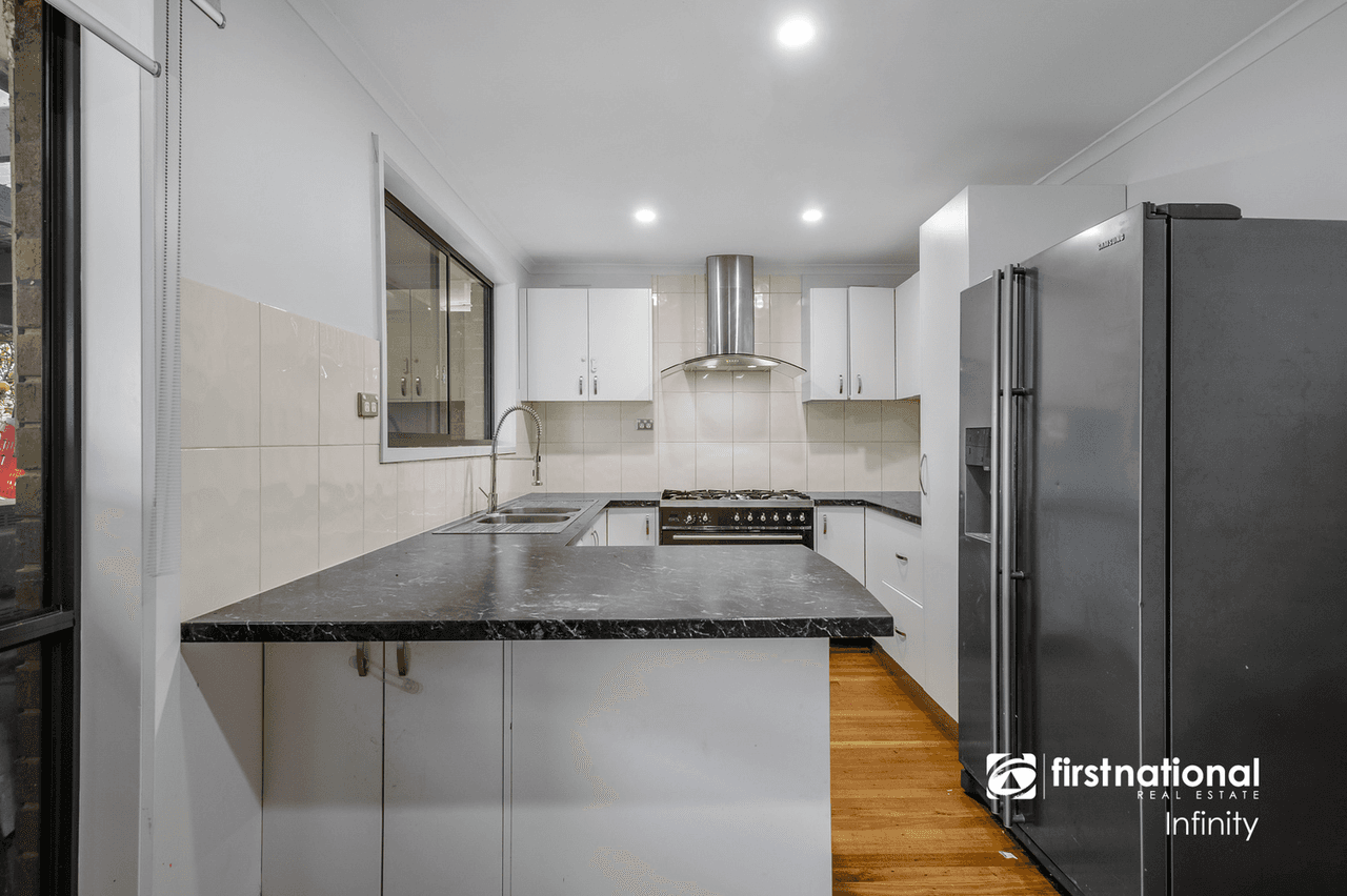 3 Lochmaben Court, Clarinda, VIC 3169