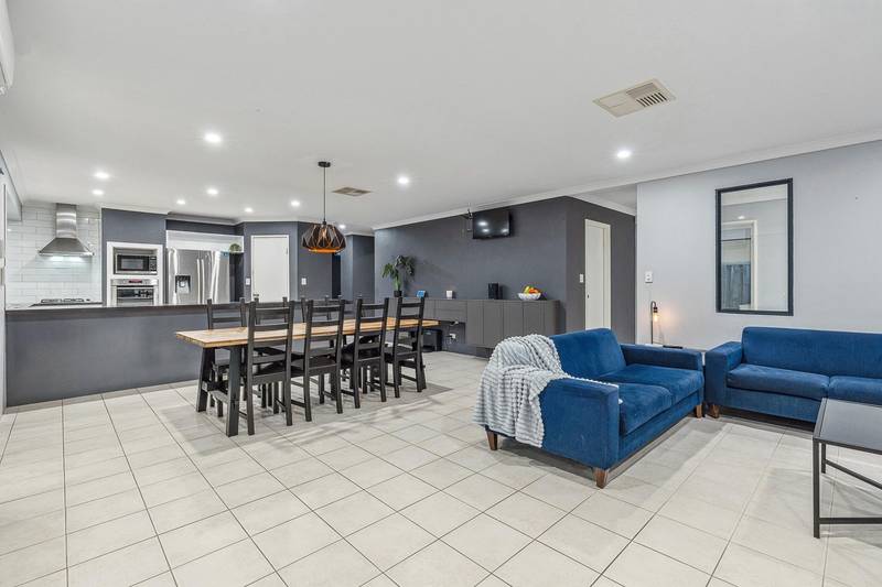 26 Evesham Drive, Ellenbrook, WA 6069