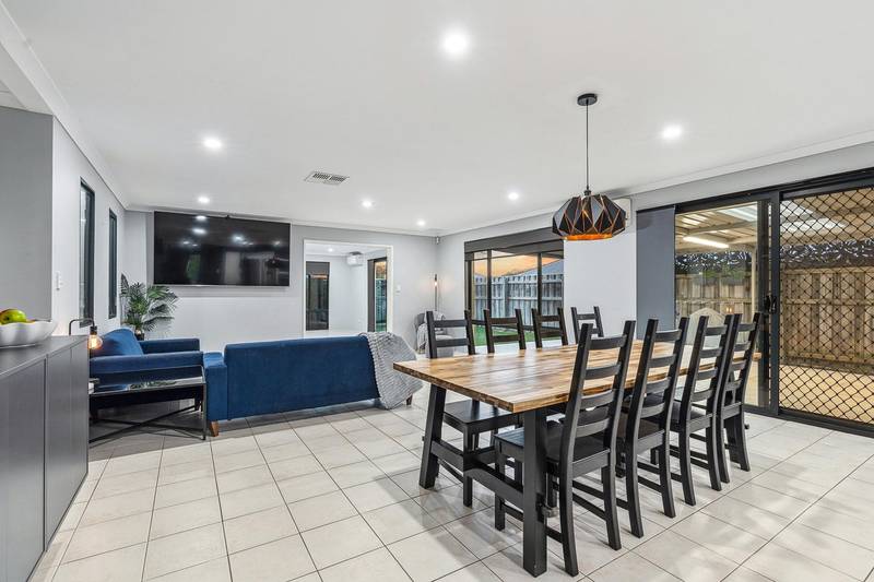 26 Evesham Drive, Ellenbrook, WA 6069