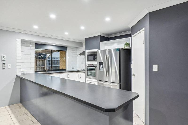 26 Evesham Drive, Ellenbrook, WA 6069