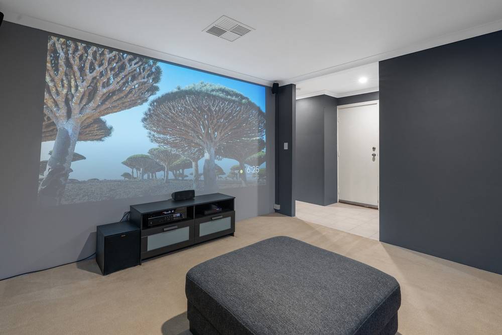 26 Evesham Drive, Ellenbrook, WA 6069