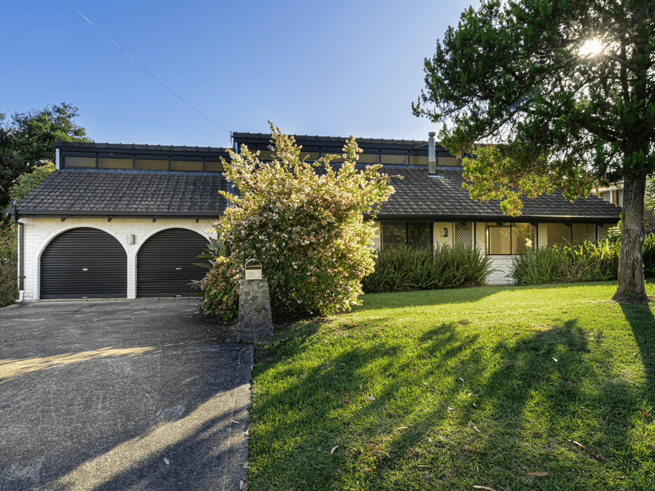 25 Inlet Avenue, SUSSEX INLET, NSW 2540