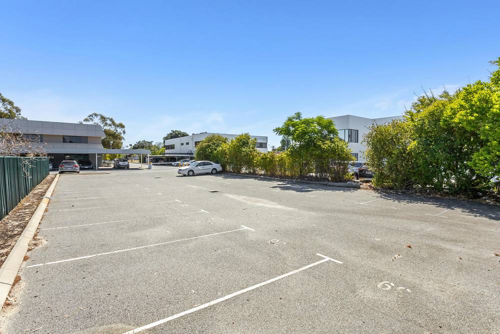 4 Gwenyfred Road, South Perth, WA 6151