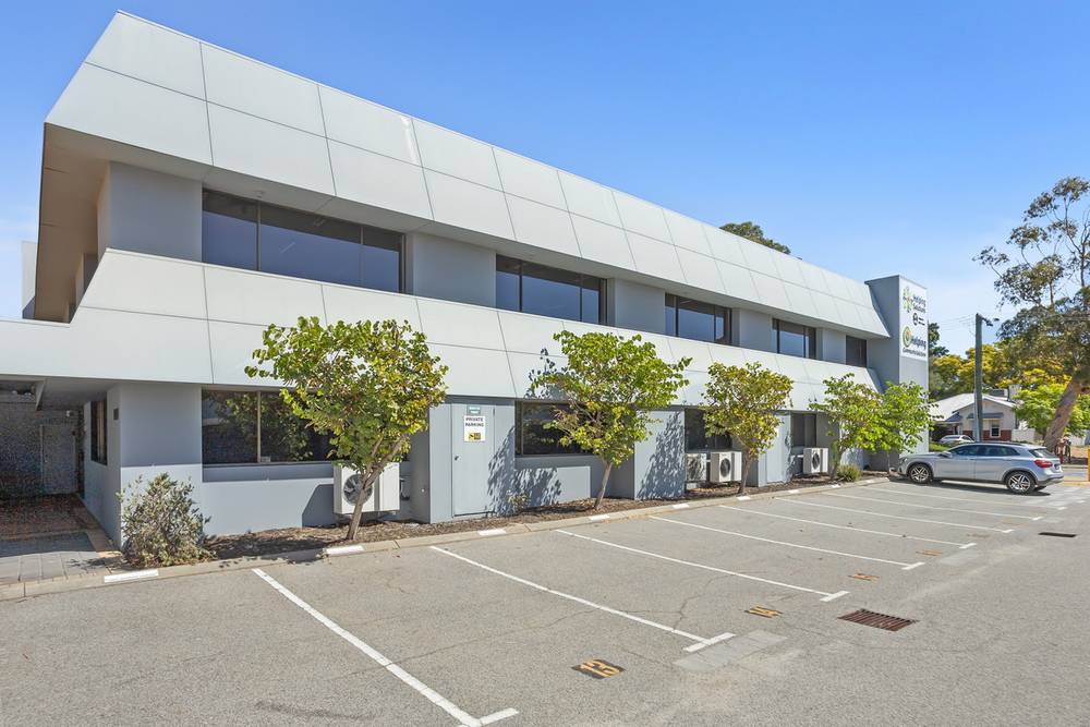 4 Gwenyfred Road, South Perth, WA 6151