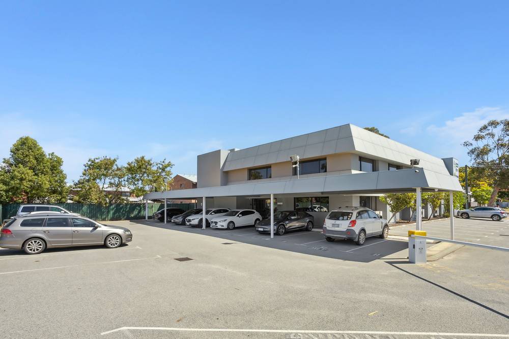 4 Gwenyfred Road, South Perth, WA 6151