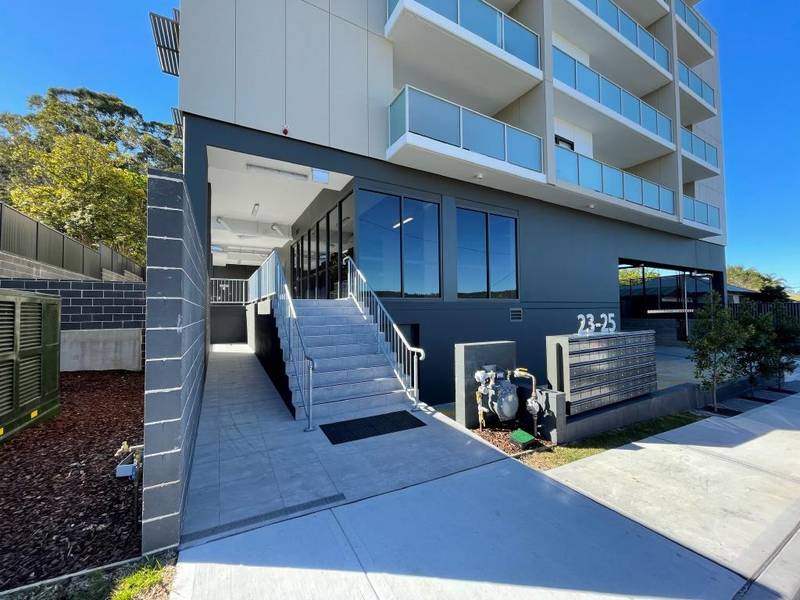 23-25 Young St, West Gosford, nsw 2250
