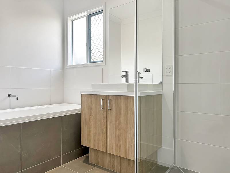 28 Tulip Tree Street, Park Ridge, QLD 4125