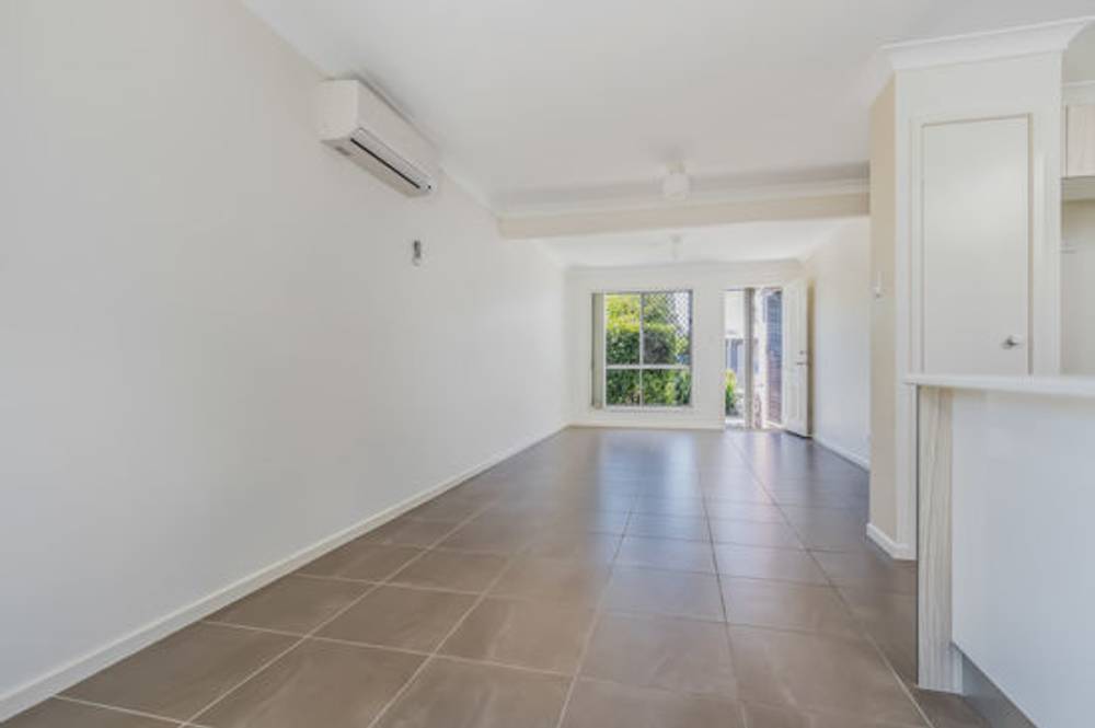 18 CLEARWATER STREET, BETHANIA, QLD 4205